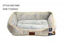 מיטה לכלב מלבנית 70 עם פס זהב  AKC